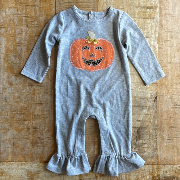 Mud Pie Other - NWOT Mud Pie baby girl pumpkin romper